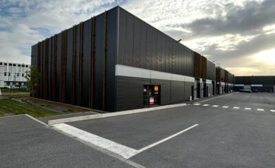 Fond/mur commercial Pacé - réf 35056-L24